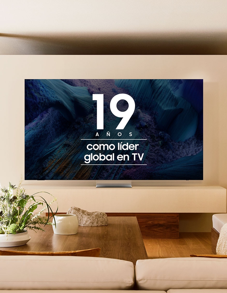 Pantalla Smart TV Crystal UHD de 70 pulgadas 4K/UHD UN70U8000FFXZX 2
